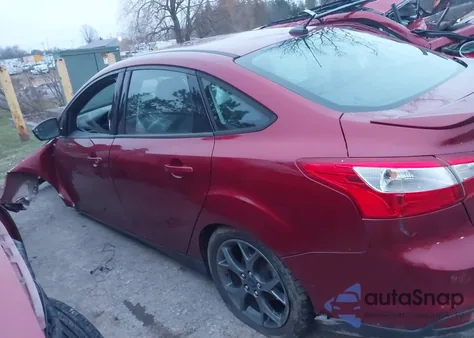 2014 Ford Focus Se z USA, uszkodzony, nr VIN 1FADP3F20EL449486